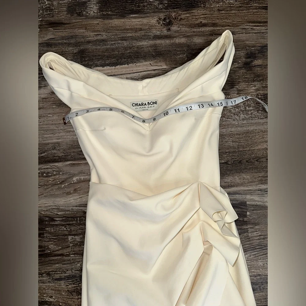 Chiara Boni La Petite Robe Radoslava Off-The-Shoulder Wrap Cream Gown Size 4 - Picture 9 of 12